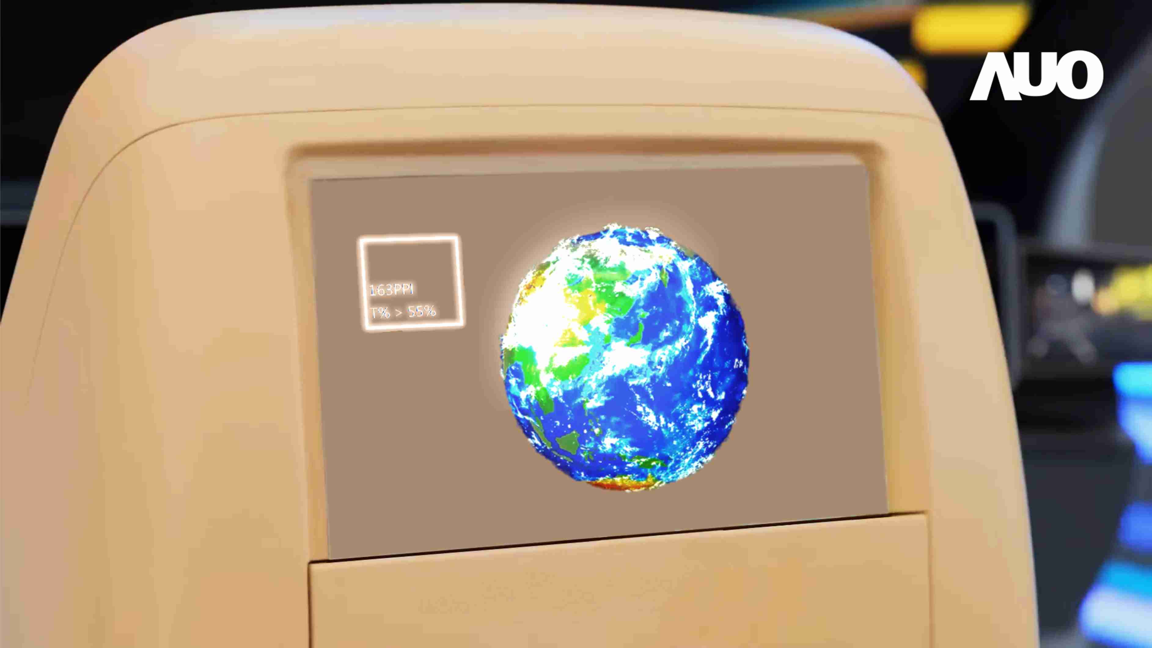 尊龙z6突破设计与制程挑战，，，，推出全球最高分辨率163ppi的13.5吋透明Micro LED面板，，并积极布局智能车市场，，以期拓展透明显示应用的可能性